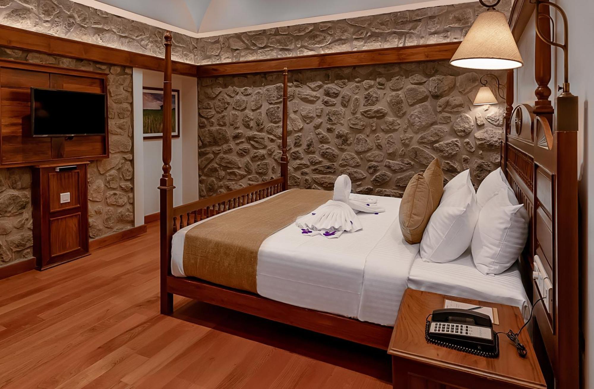 Le Montfort Resort Munnar Exterior foto